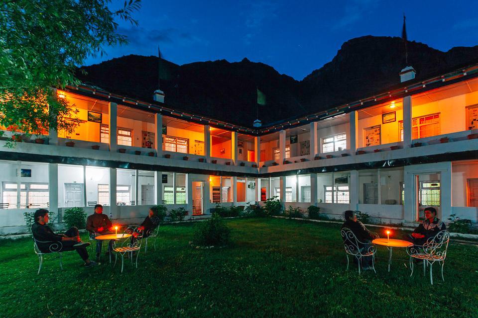 Hôtel Sakya Abode à Kaza Extérieur photo